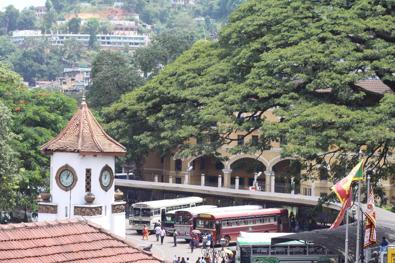 Kandy Tower Inn Exterior foto